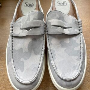 Loafer Slides by Soft.  Light Grey Camouflage - Size 9